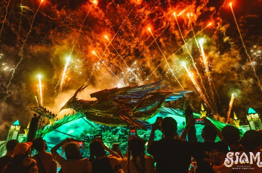  SIAM Songkran Music Festival 2026: เมื่อสงกรานต์ไทยกลายเป็นเทศกาลดนตรีระดับโลกที่ทุกคนต้องไปสักครั้ง